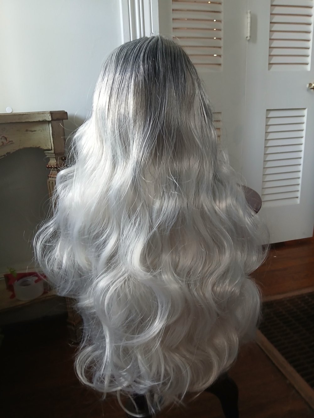 Long Wavy Silver Ombre Women's Wig - Natural Silver Gray